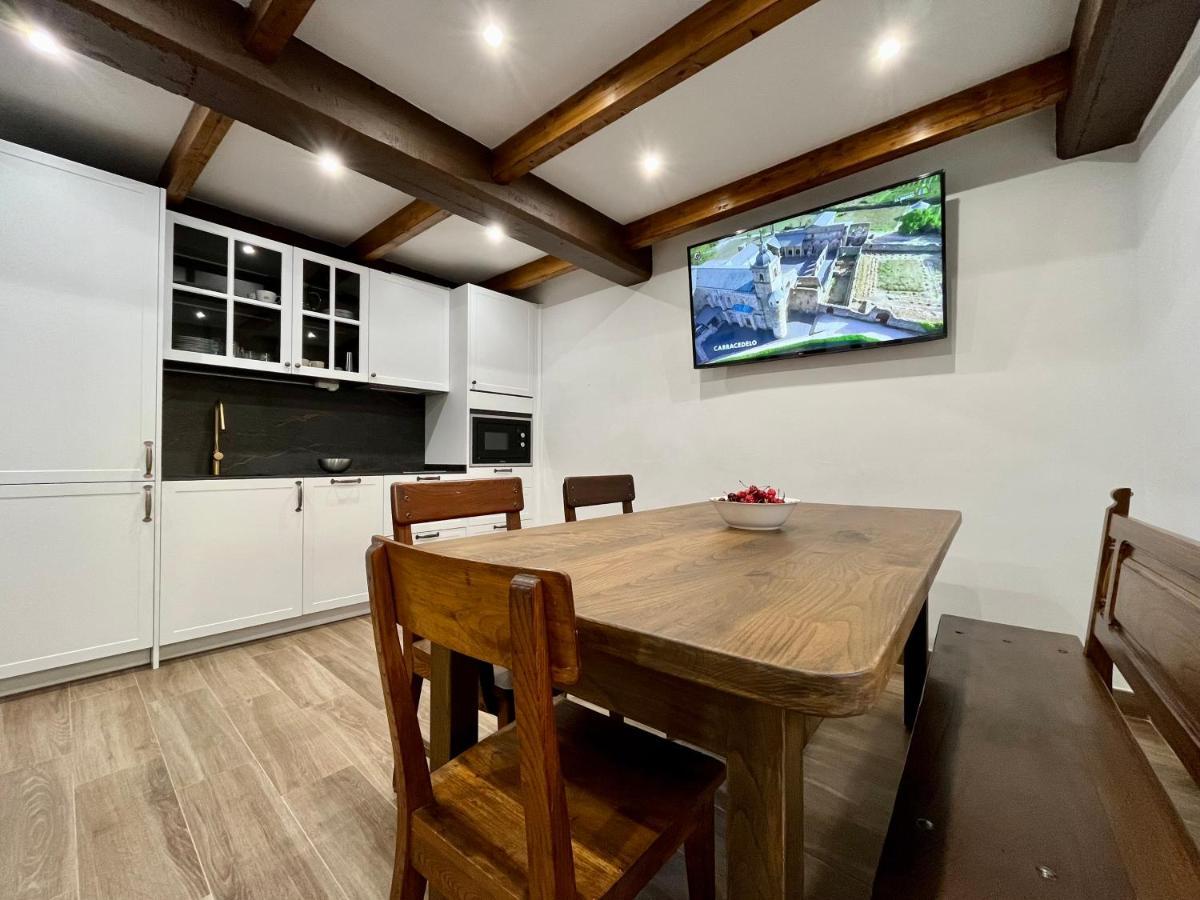 La Casina De La Yeye San Cristobal De Valdueza Villa Luaran gambar