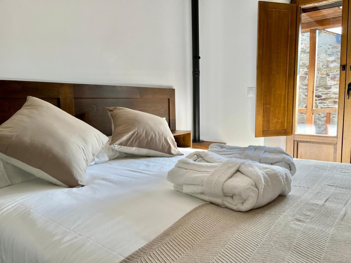 La Casina De La Yeye San Cristobal De Valdueza Villa Luaran gambar
